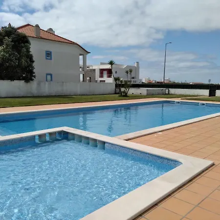 Palmeiras - T1 Com Piscina 아파트 *