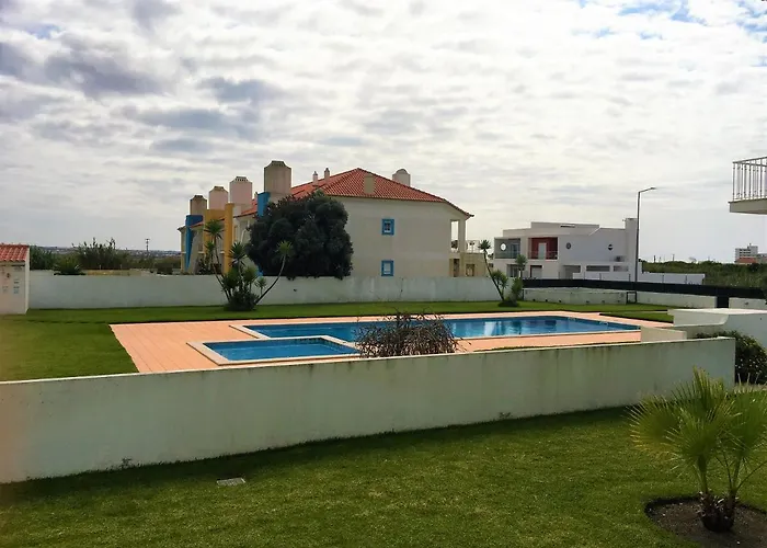 Palmeiras - T1 Com Piscina