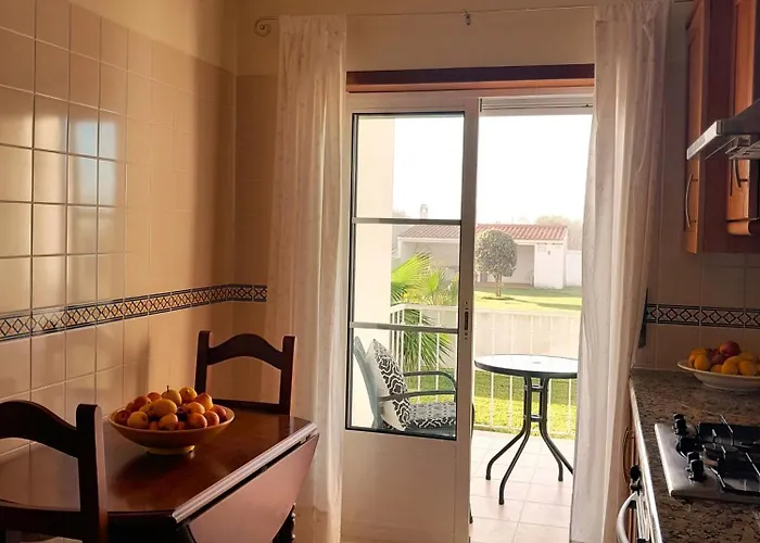 Palmeiras - T1 Com Piscina Lejlighed