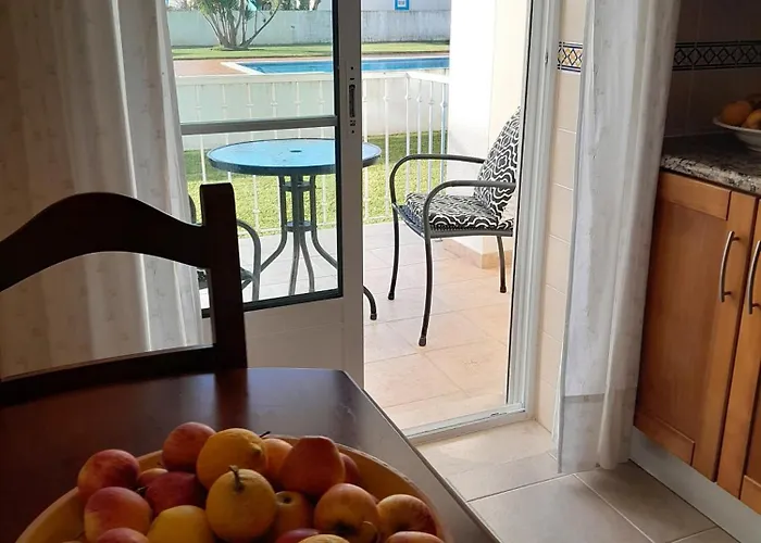 Palmeiras - T1 Com Piscina *